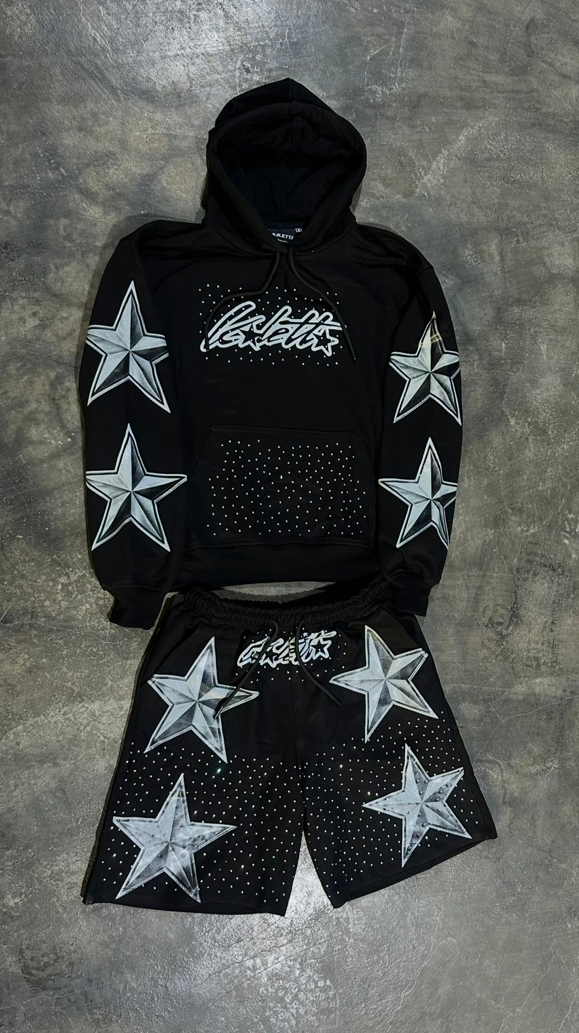 Conjunto Pedreria Hoodie y Short Dawn Star Black — Drip