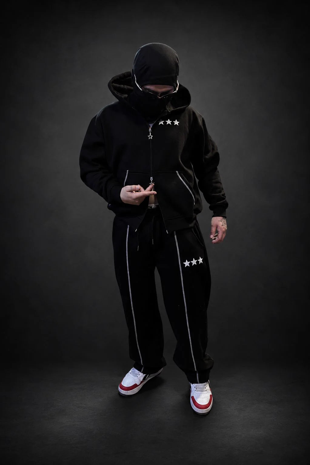 Tracksuit Triple Star Black